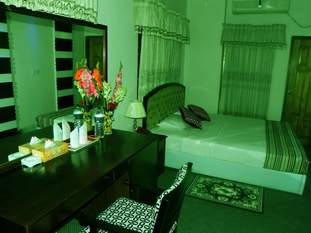 City Homes Dhaka Room photo